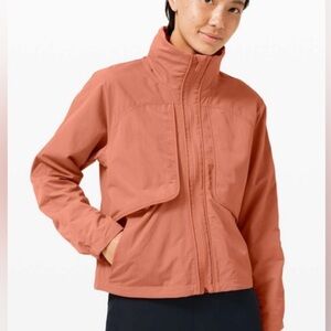 lululemon athletica Desert Sun/Teracotta color Utility Jacket
sz 4
Exc Cond